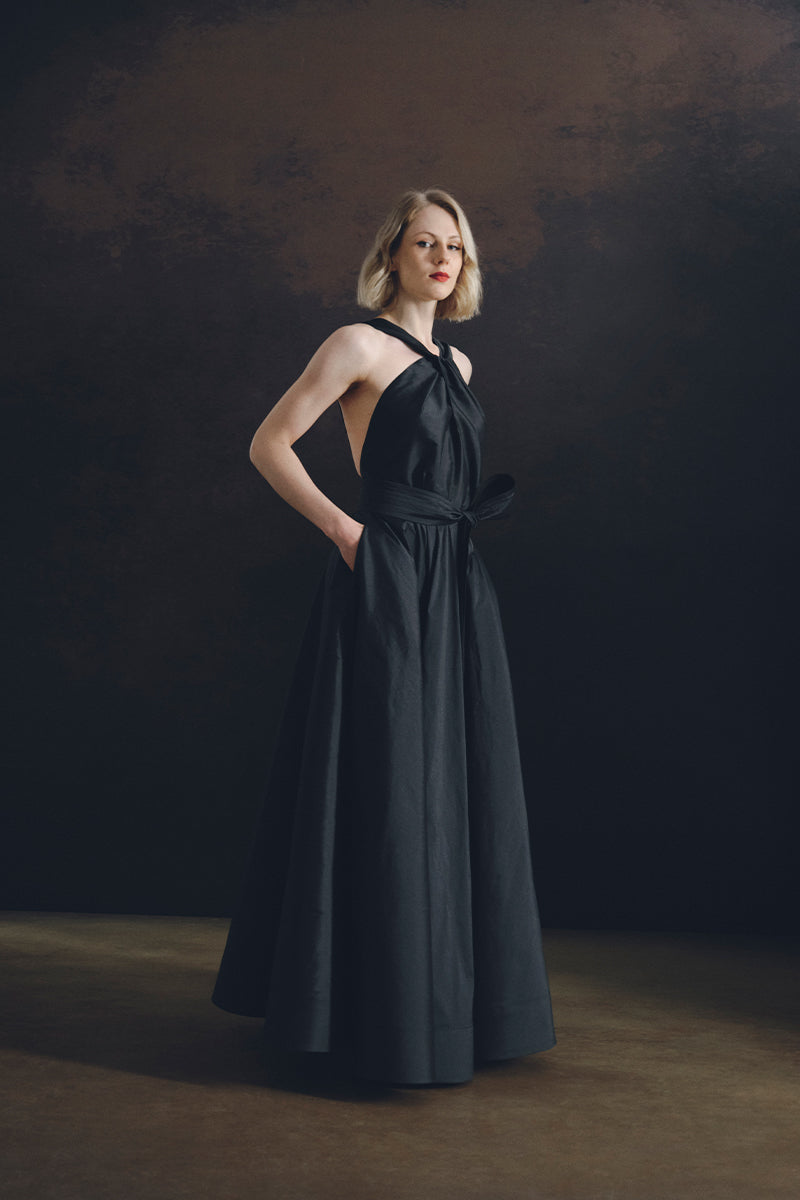 LADY OF THE NIGHT DRESS IN BLACK - CULT MIA