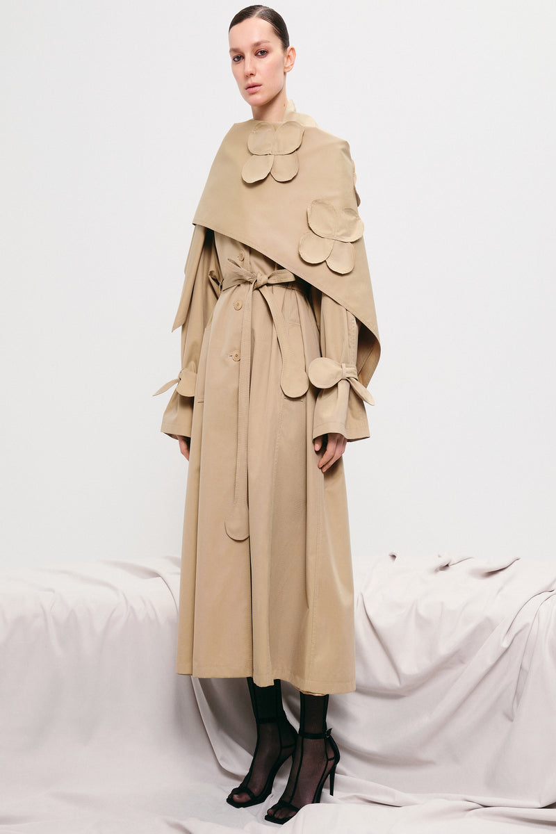 RELAXED TRENCH COAT WITH A DETACHABLE SCARF IN BEIGE - CULT MIA