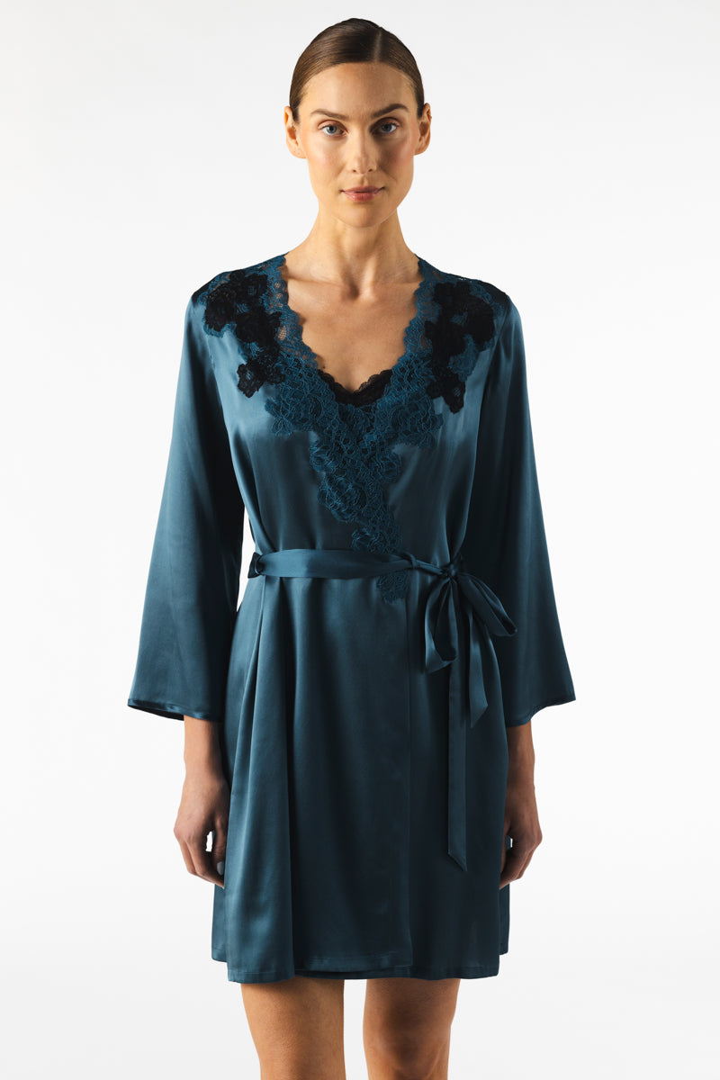 MIREILLE SHORT SILK ROBE IN STARDUST - CULT MIA