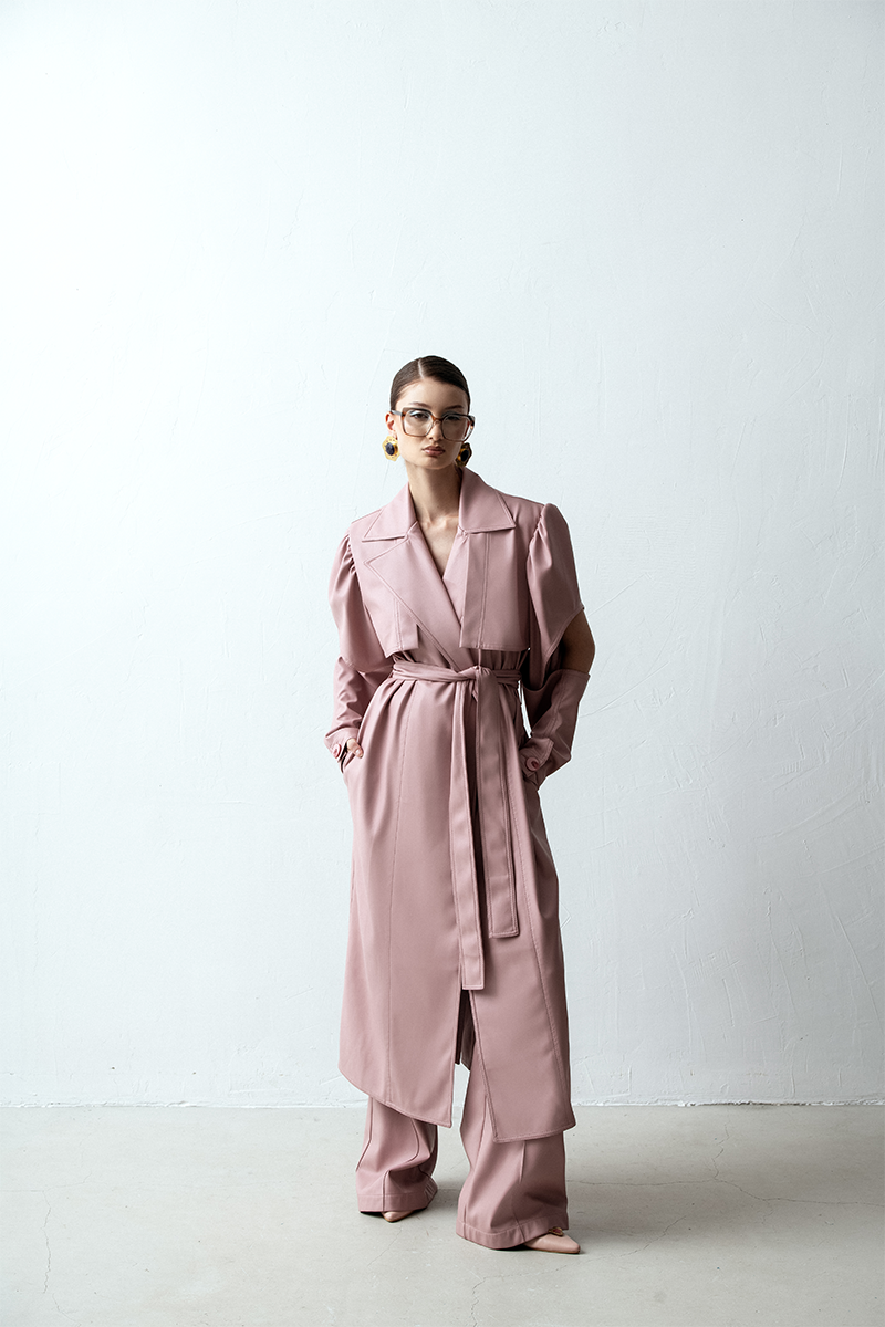 LONG TRENCH IN BLUSH - CULT MIA