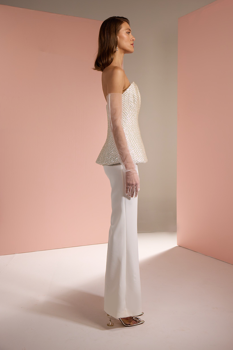CORSET TOP WITH FLARED TROUSERS SET IN WHITE - CULT MIA