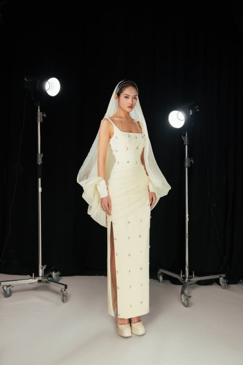 BEIGE STRAIGHT LONG DRESS WITH HEADSCARF - CULT MIA
