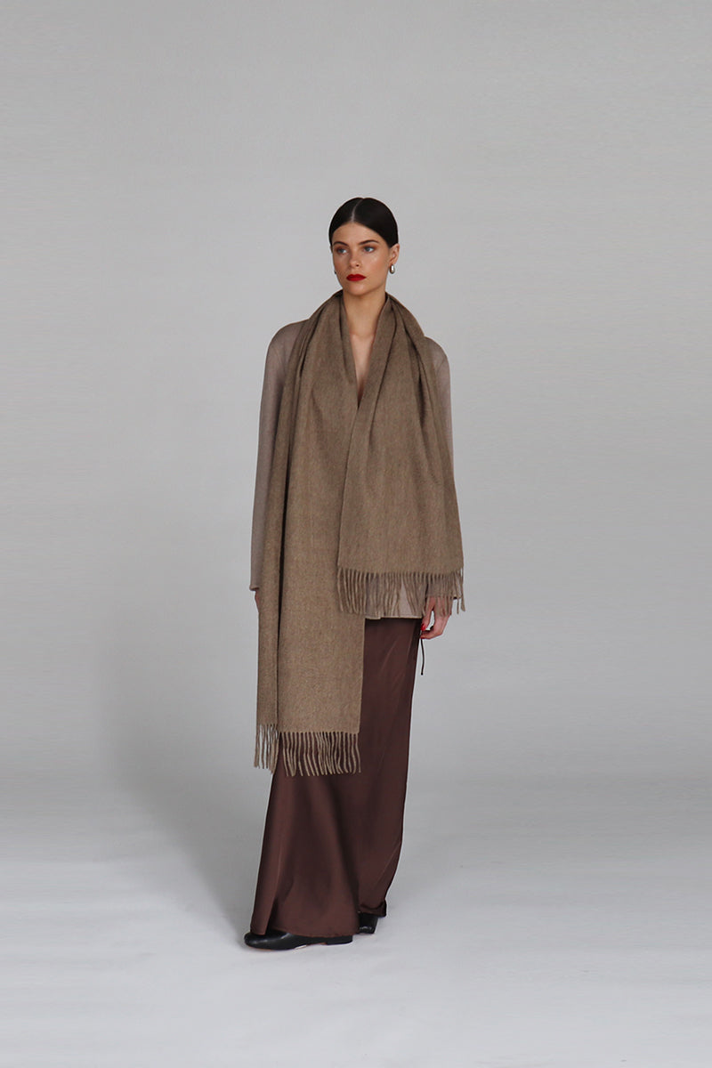 OPHELIA CASHMERE SCARF IN LIGHT FAWN - CULT MIA