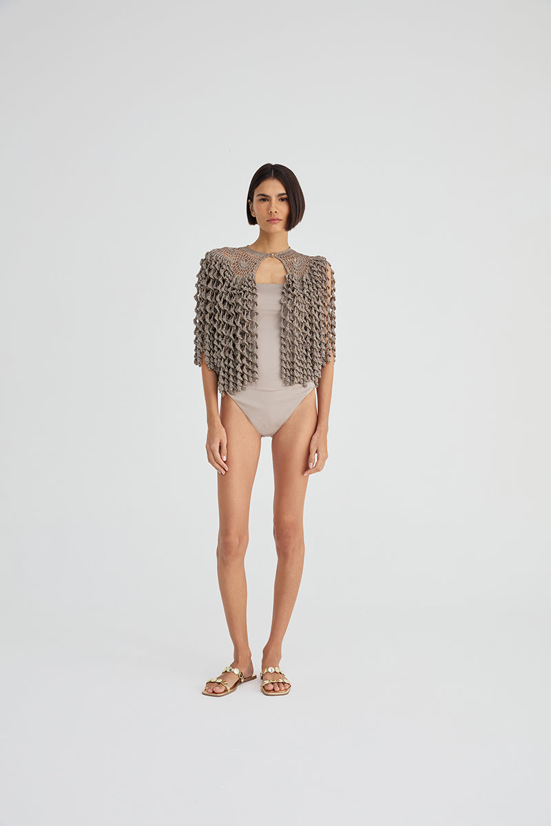 ROMANTIC SHAWL IN ARTISANAL CROCHET - CULT MIA