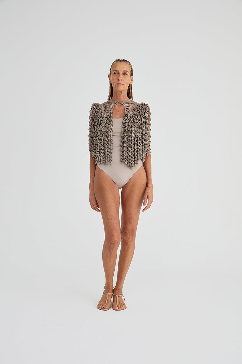 ROMANTIC SHAWL IN ARTISANAL CROCHET - CULT MIA