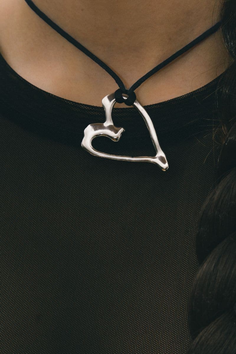 SILVER MELTING HEART N°01 WITH CORD | LAOMA ATELIER | CULT MIA