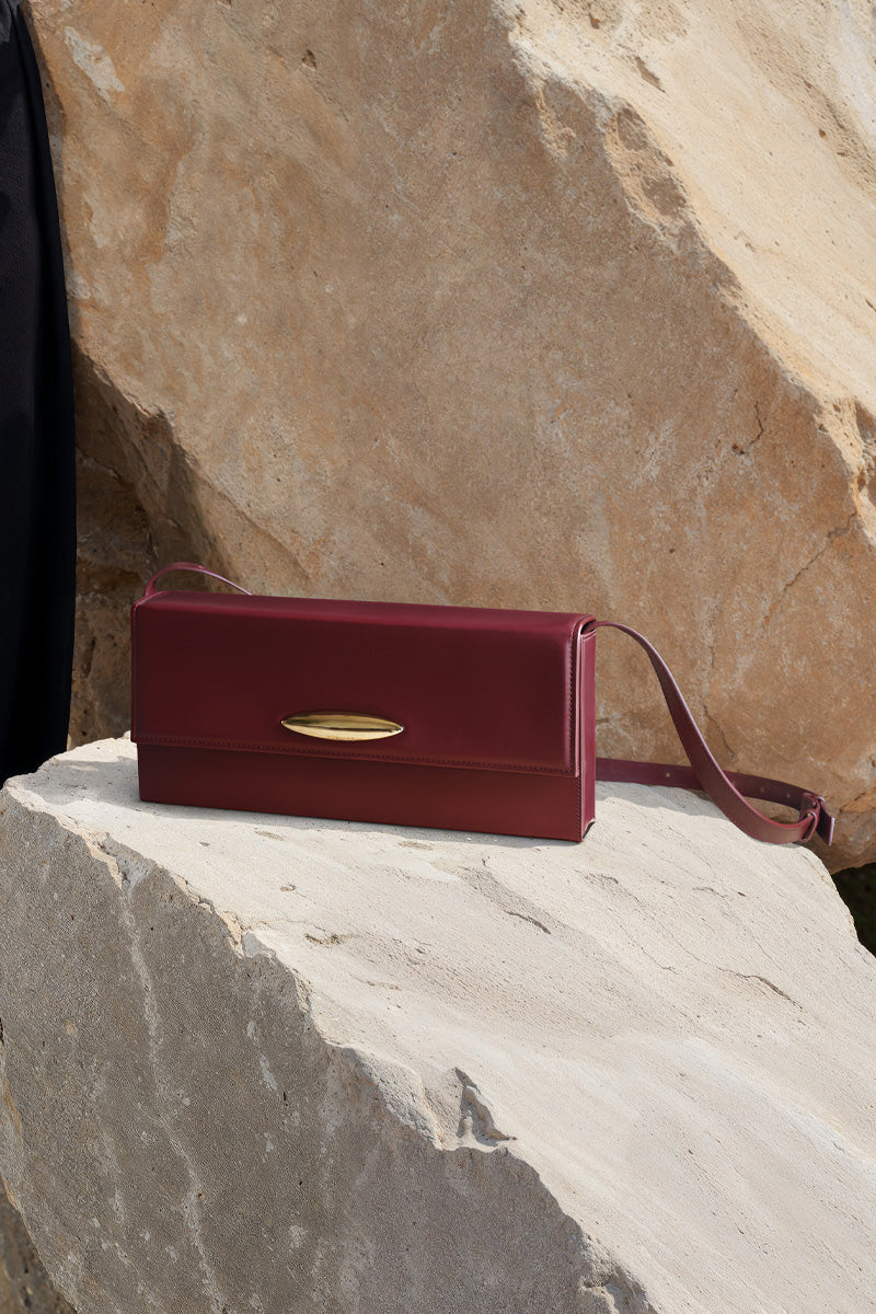 LEGANS BAGUETTE BAG IN BURGUNDY LEATHER - CULT MIA