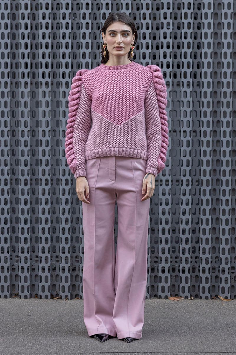 TURTLENECK PINK SWEATER | Liya | CULT MIA