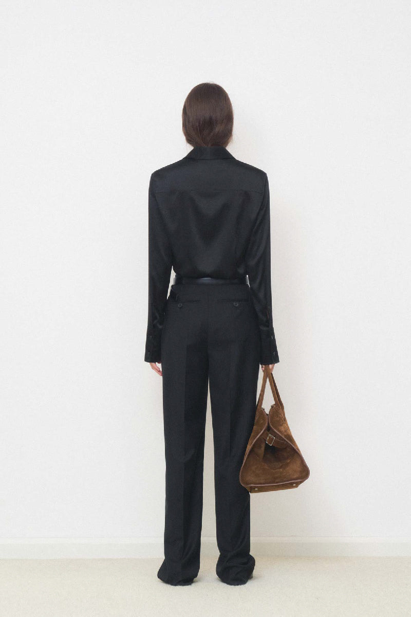 STRAIGHT-LEG PANTS WITH FRONT DARTS IN BLACK - CULT MIA