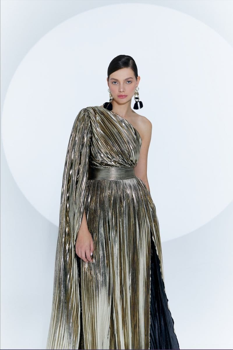 BAGLIONI GOLD ONE-SHOULDER GOWN | Nur Karaata | CULT MIA