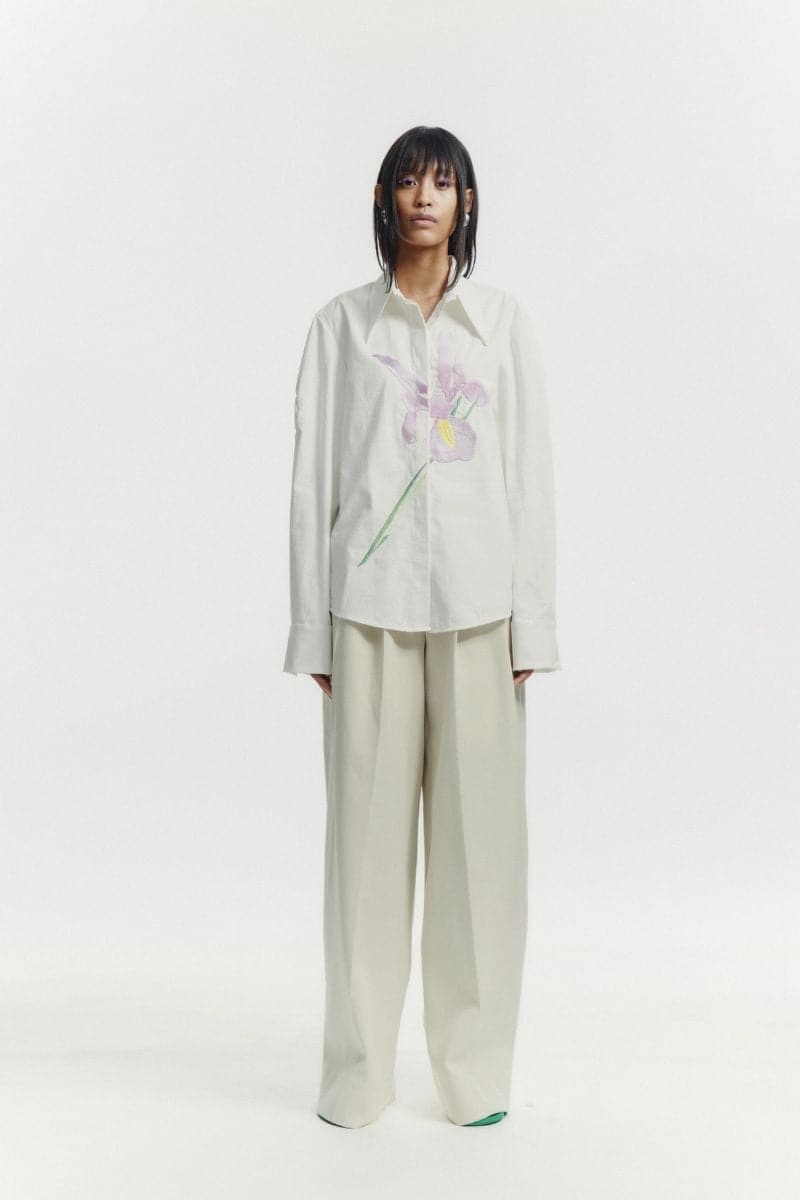 WHITE EMBROIDERED HOLE DETAIL TAILORED SHIRT | Sean Sheila | CULT MIA