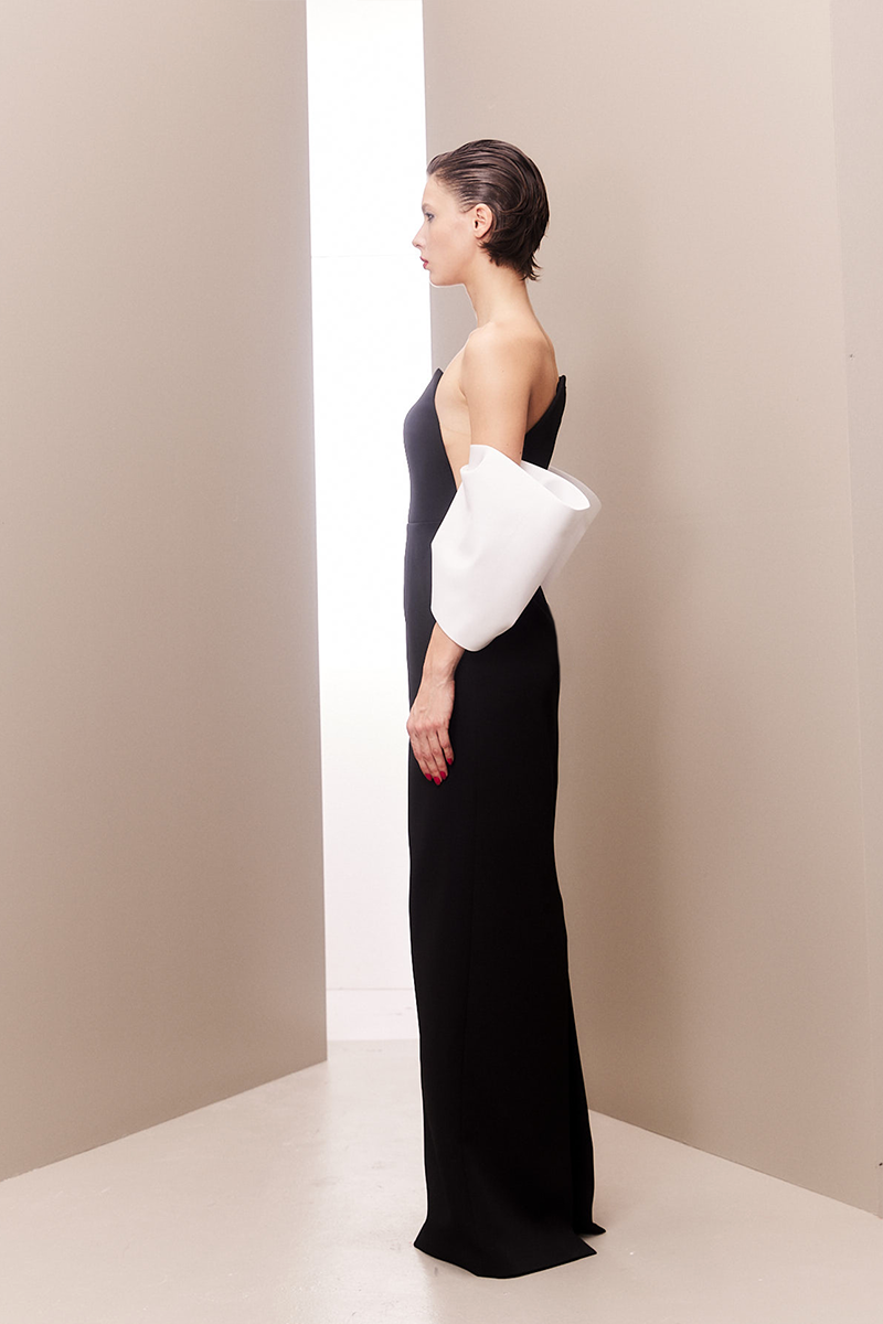 IVORY-SLEEVED CIRCULAR BODICE DRESS - CULT MIA