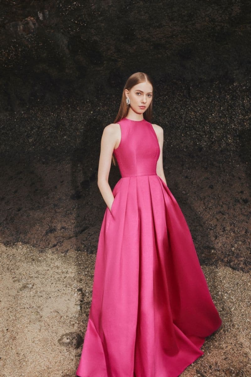 HIGH NECK SLEEVELESS MAXI DRESS | Tracy Studio | CULT MIA