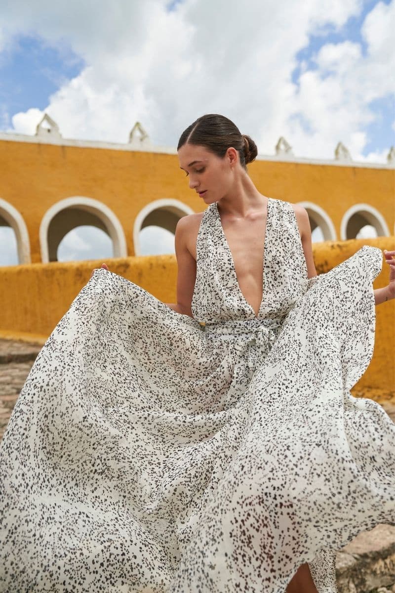 POINT DU TEMPS BLACK & WHITE MAXI DRESS | Aguaclara | CULT MIA