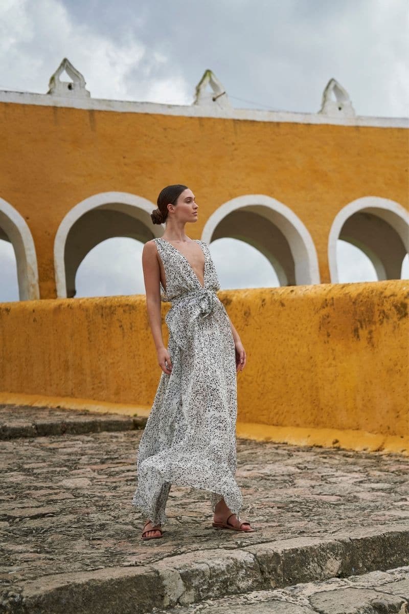 POINT DU TEMPS BLACK & WHITE MAXI DRESS | Aguaclara | CULT MIA