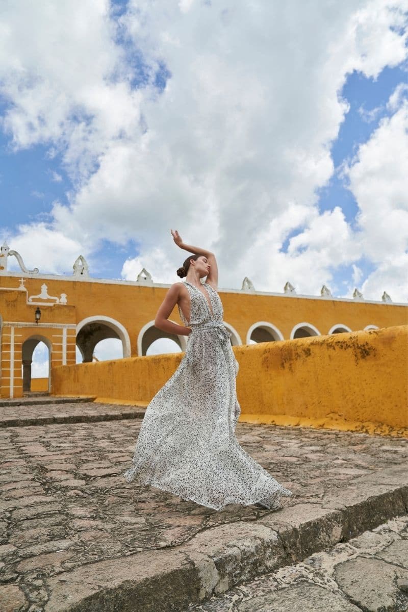 POINT DU TEMPS BLACK & WHITE MAXI DRESS | Aguaclara | CULT MIA