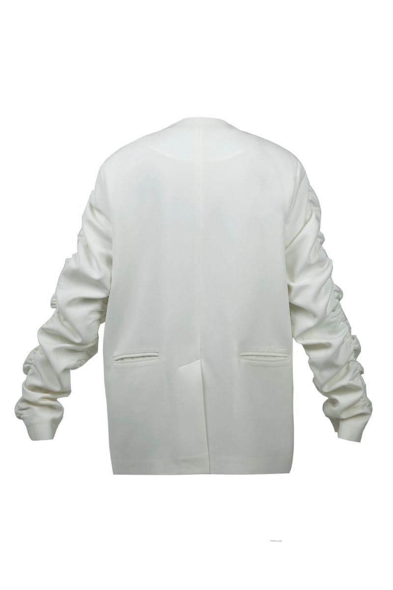 CRUMPLE-SLEEVE LONG WHITE BLAZER | Blikvanger | CULT MIA