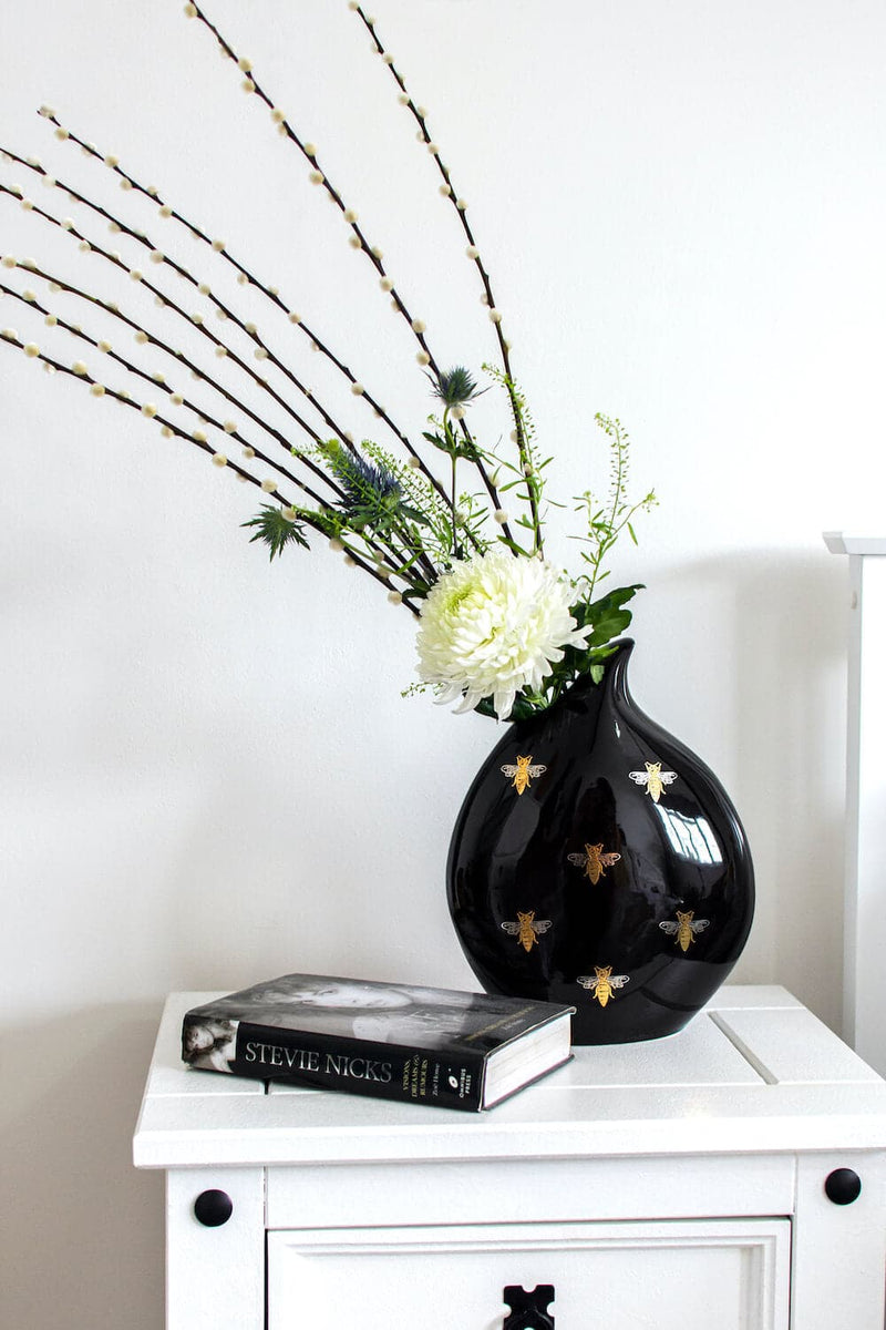 BEE TEARDROP CERAMIC VASE | Casacarta | CULT MIA