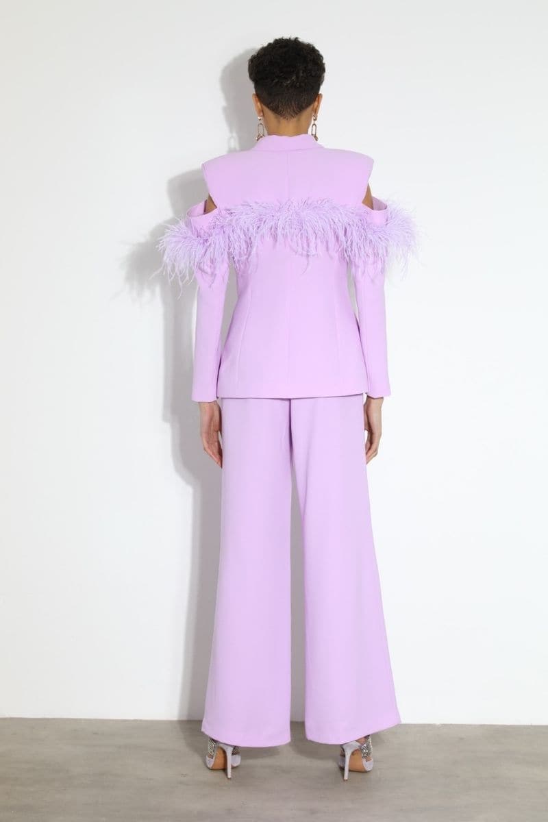 ORCHID LILAC BLAZER WITH FEATHER-DETAILS | Nana Gotti | CULT MIA