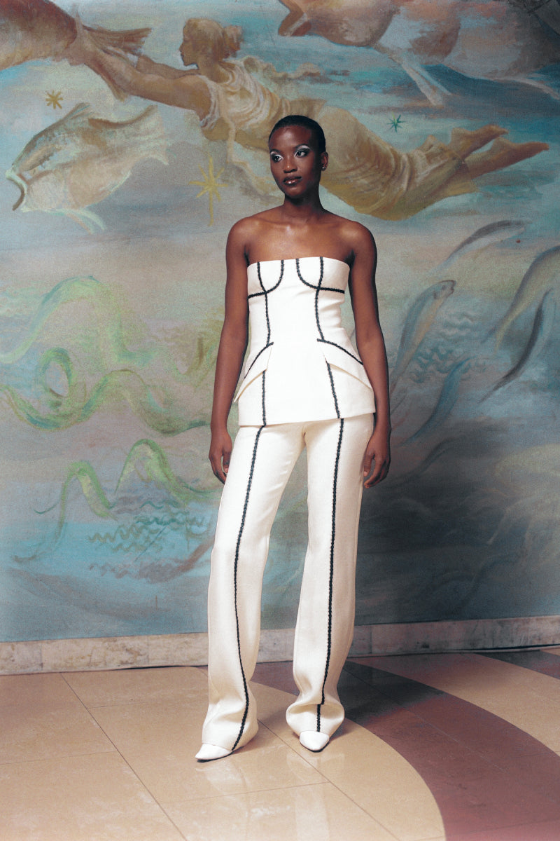 CREAM FUZZY DETAILS CORSET - CULT MIA