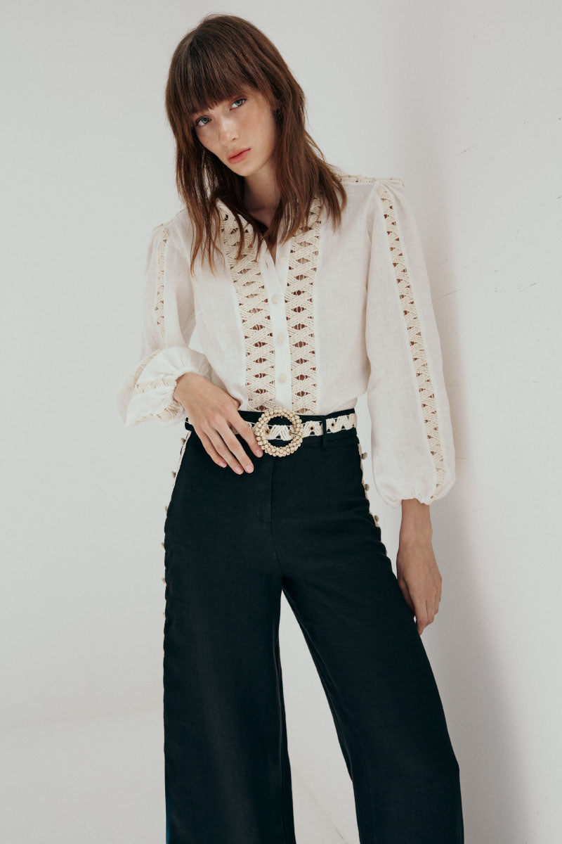 AISA LEA shirt showing a casual button-up shirt with a collar in a neutral fabric, displayed on a plain background.