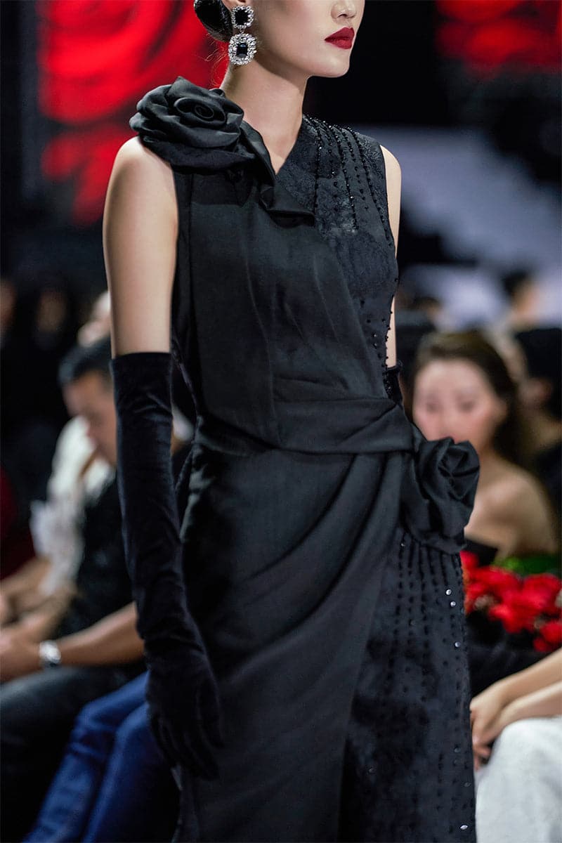 BLACK JACQUARD GOWN WITH DRAPED SATIN ROSES - CULT MIA