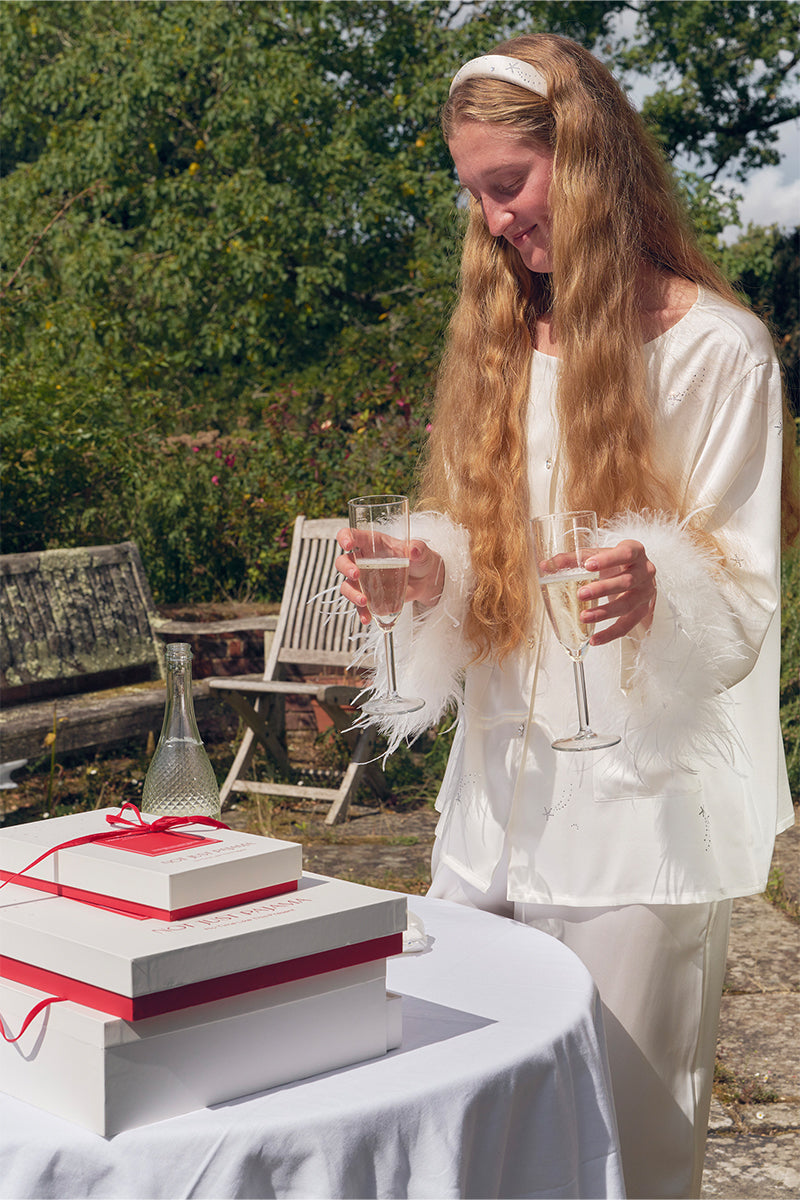 RHINESTONE AND FEATHER LONG-SLEEVE SET IN WHITE FEATHERS - CULT MIA