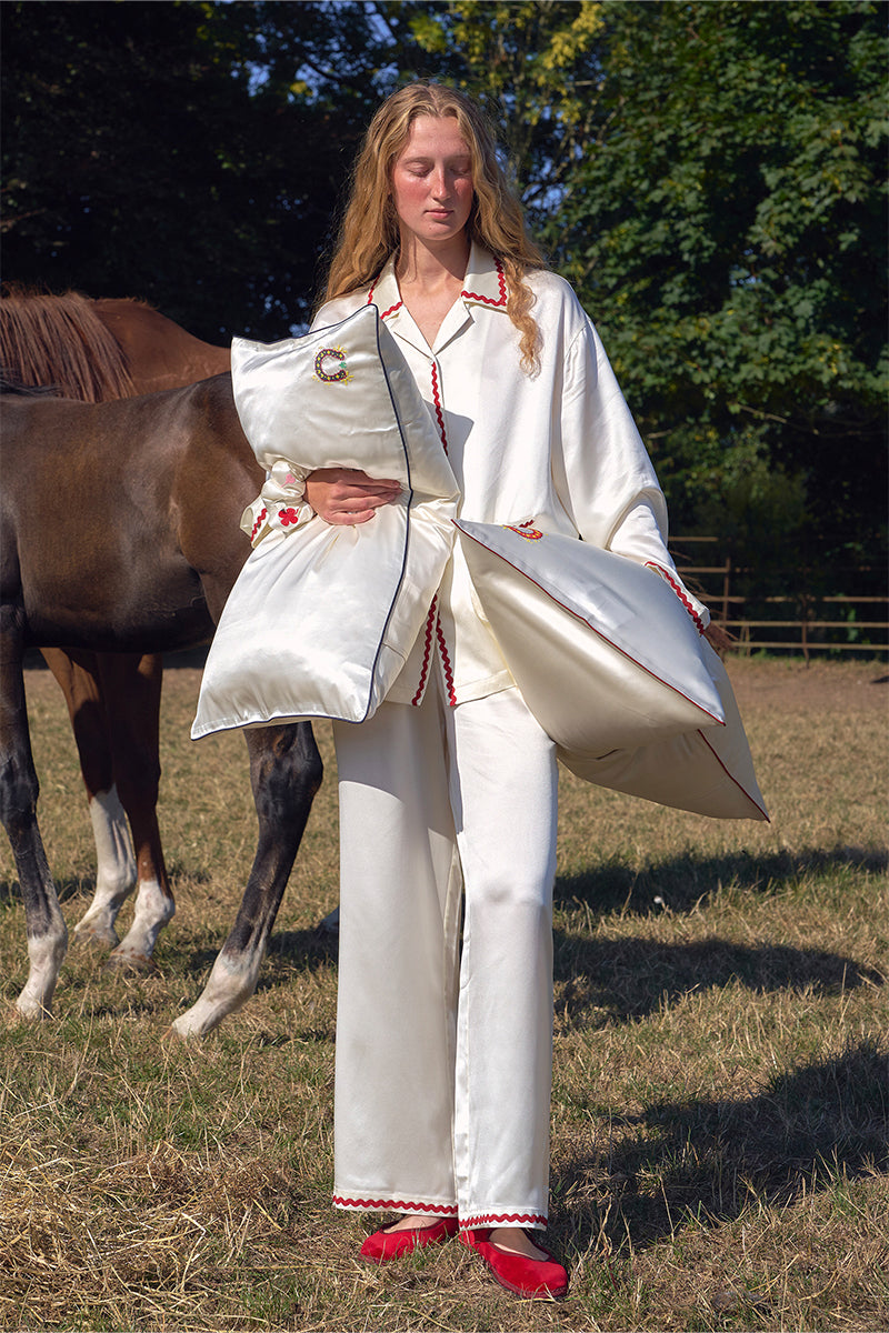 PILLOWCASE IN PEARL WHITE - CULT MIA