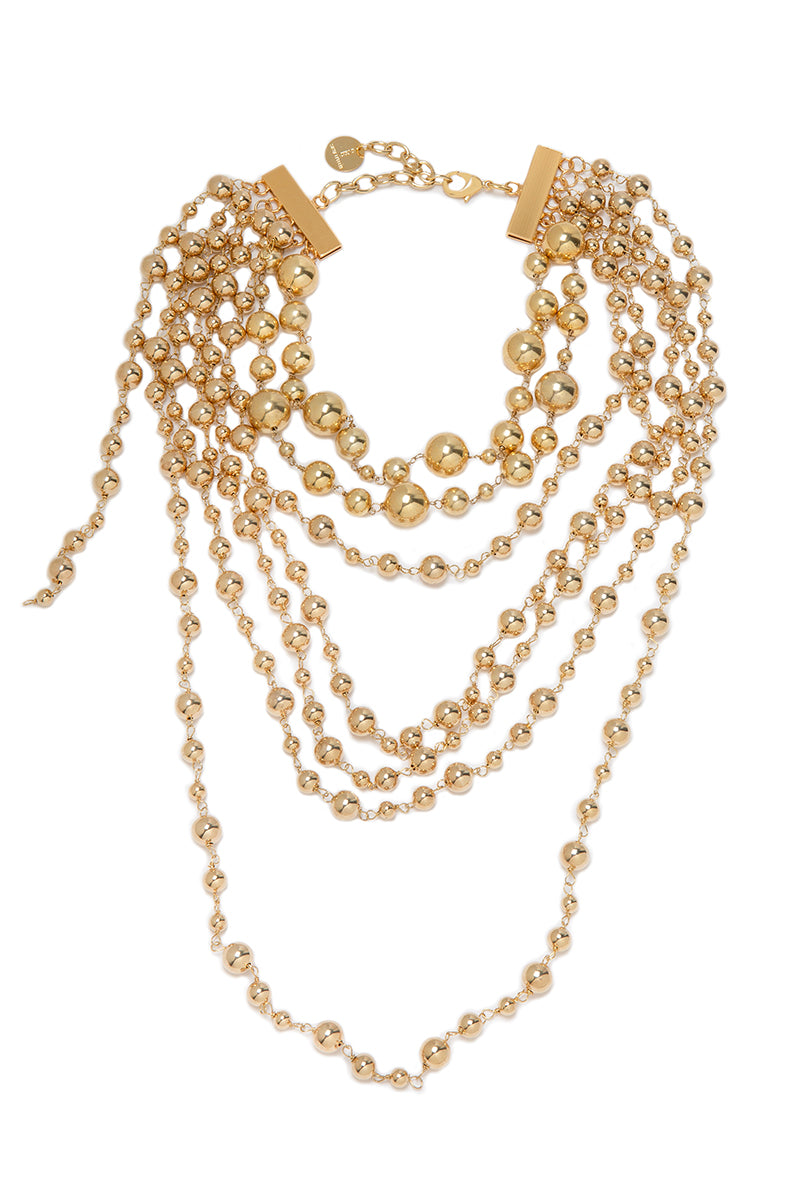 Gold necklace named Solange in gold by Silvia Gnecchi, featuring a delicate chain and elegant pendant design.
