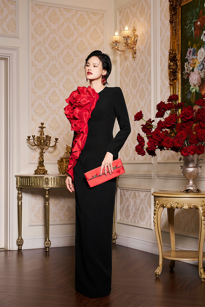LONG SLEEVES BLACK GOWN WITH DRAPPED RED ROSES - CULT MIA