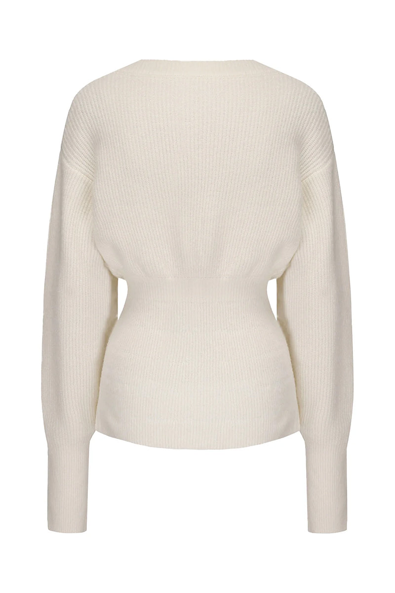 Nana Jacqueline LIZA cardigan in soft knit, featuring a relaxed fit and button details, perfect for layering in fall fashion.