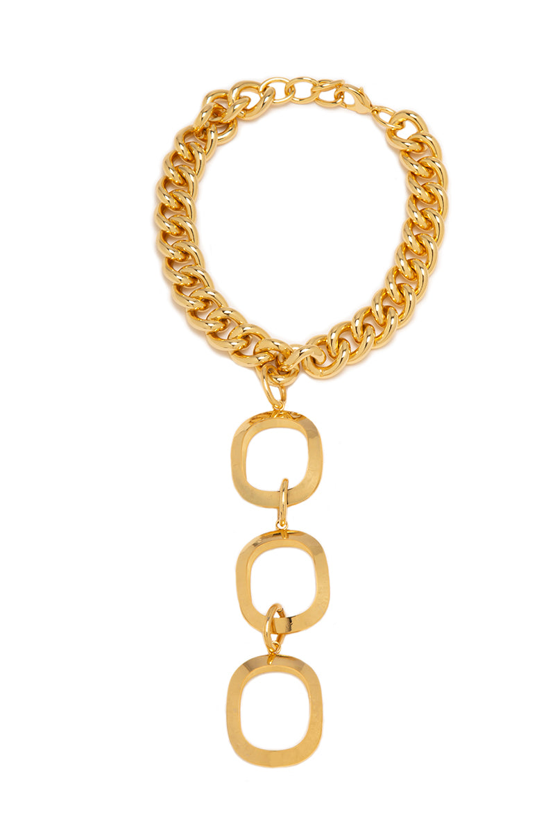 Gold necklace from Silvia Gnecchi's Arabella collection featuring intricate chain details and elegant design.