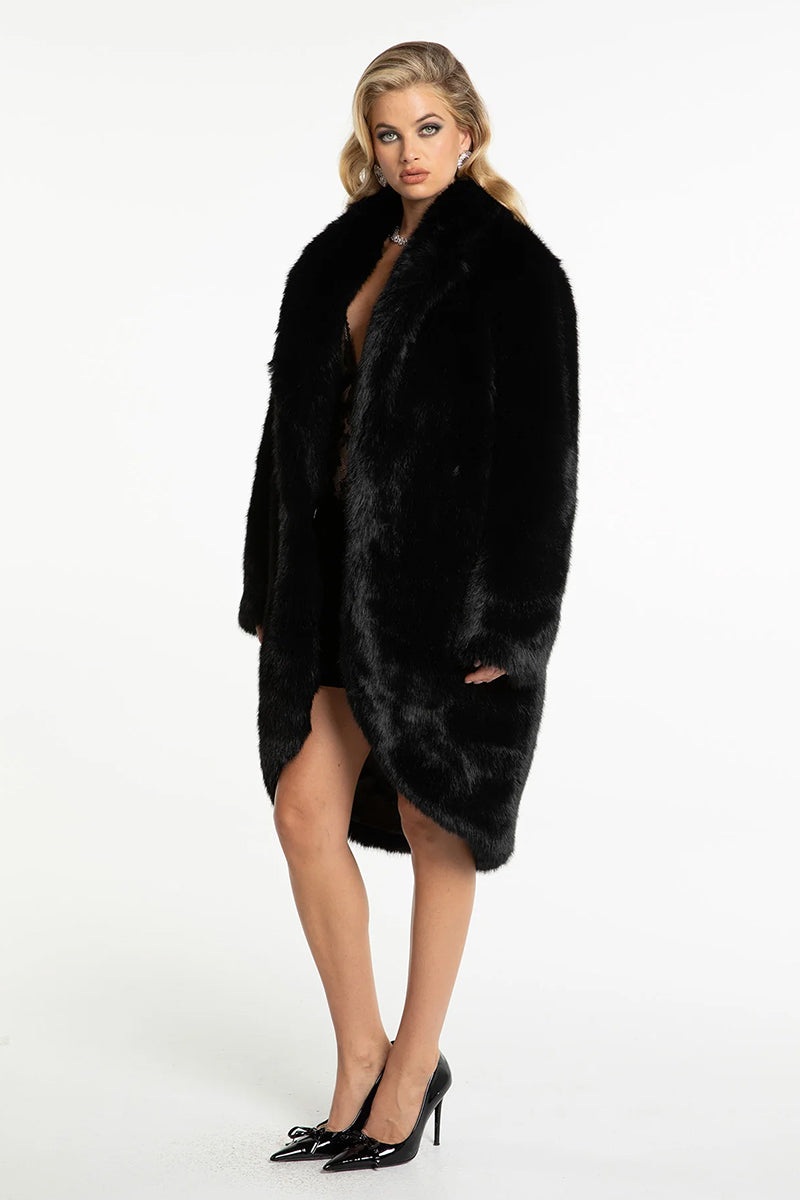 SOFIA FUR COAT IN BLACK - CULT MIA