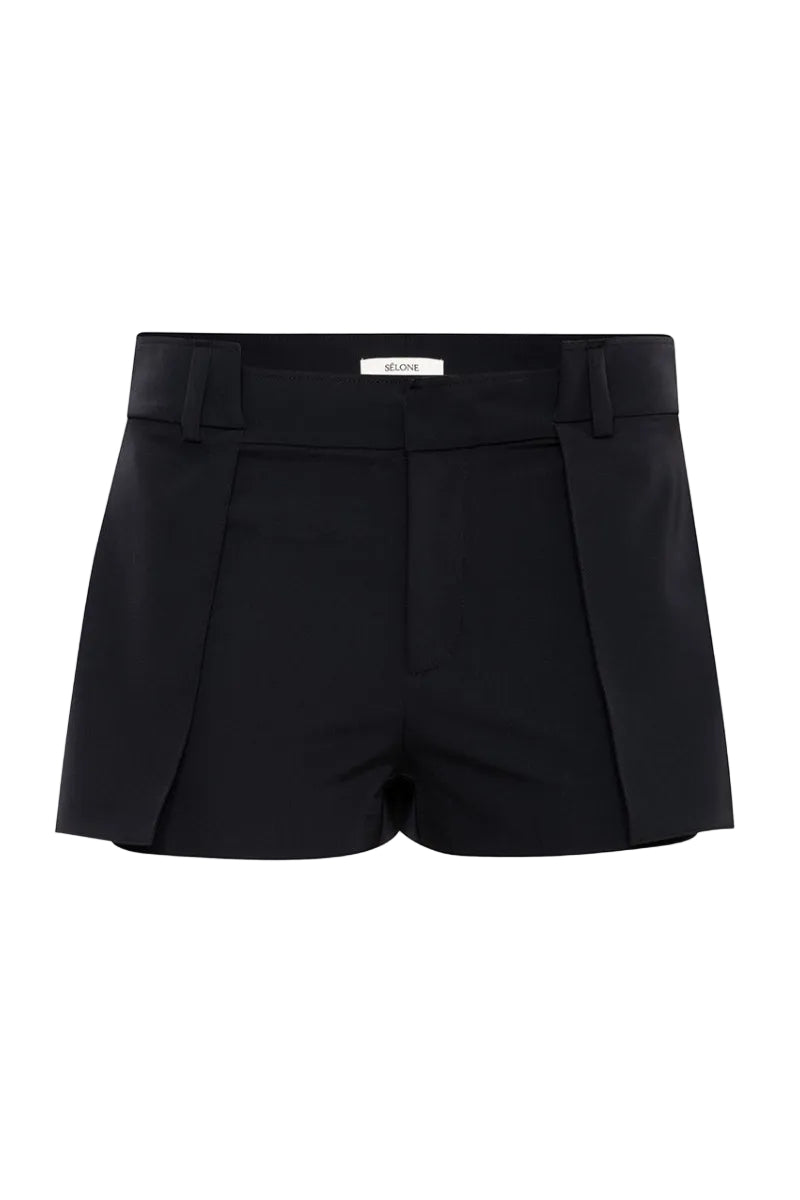 SÉLONE Elen double layer black shorts with a stylish layered design, casual fit, and comfortable fabric for everyday wear.