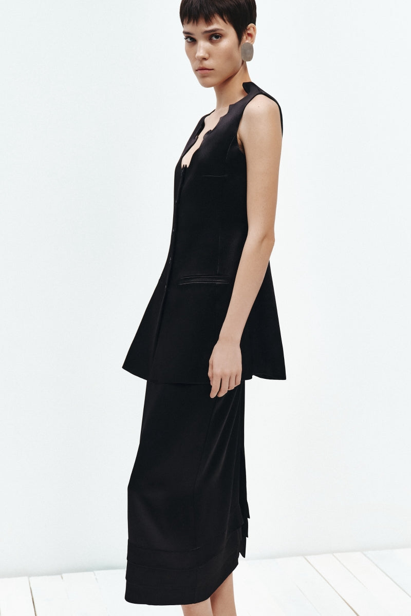 PRYCHILLIA VEST IN BLACK - CULT MIA