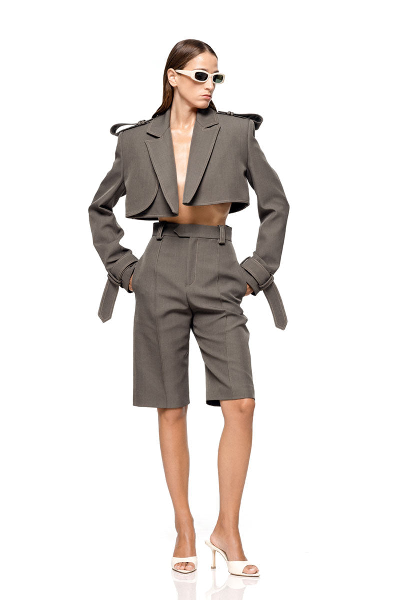 Matters FREJA shorts in sage green, casual women’s shorts with a relaxed fit and lightweight fabric, displayed on a neutral background.