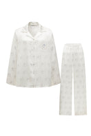 KIKI PEARL CAT 22 MOMME silk long pajama set in soft loungewear style, featuring a smooth, elegant fabric and relaxed fit.