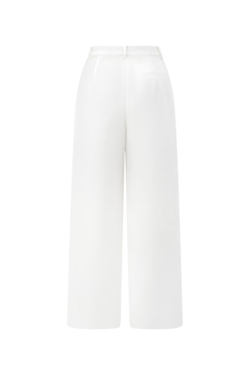 White Jane pants by Arti Apparel, stylish and comfortable women's pants with a clean, modern fit.