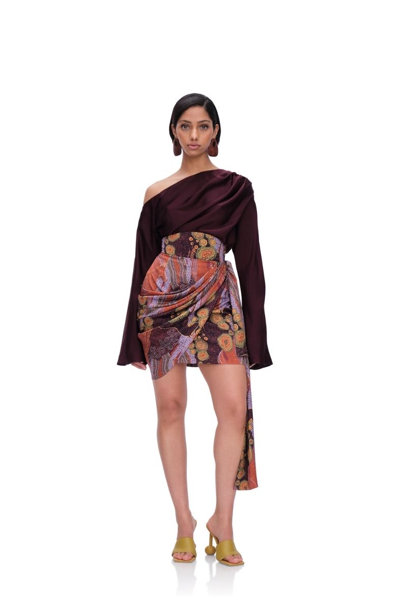RIDA DRAPE MINI SKIRT IN KAVA PRINT - CULT MIA