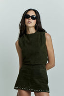 ZUT Tellier olive green mini skirt with a fitted waist and stylish design, perfect for casual or chic outfits.