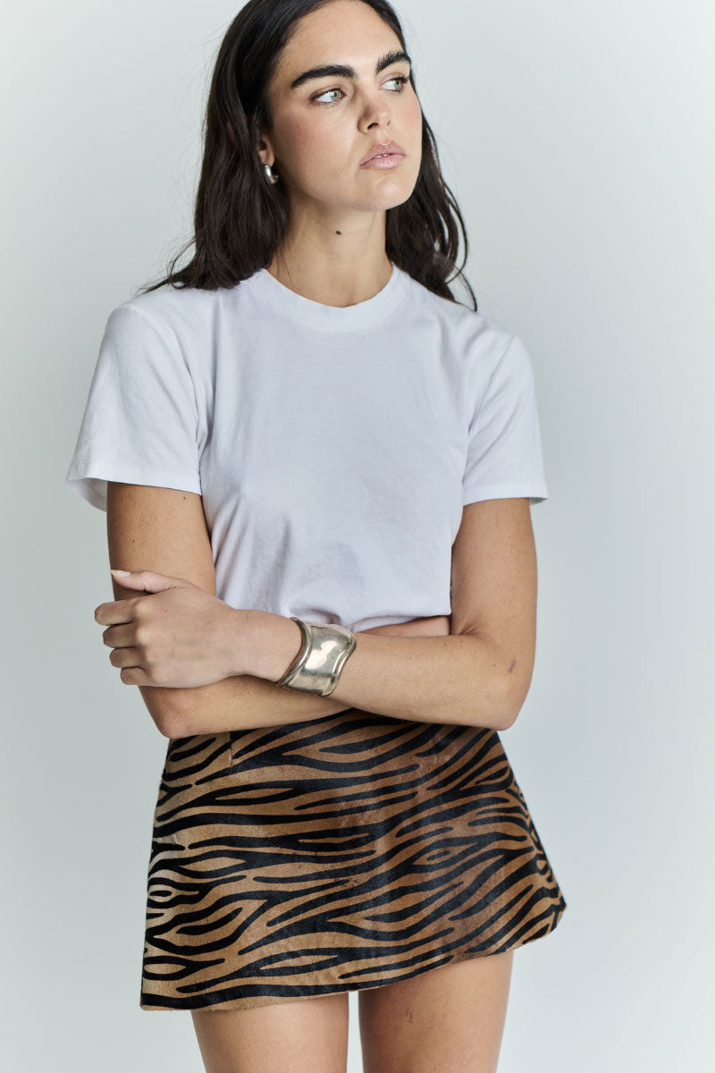 ZUT Tellier mini skirt in honey zebra print, featuring a stylish short skirt design with bold animal pattern.