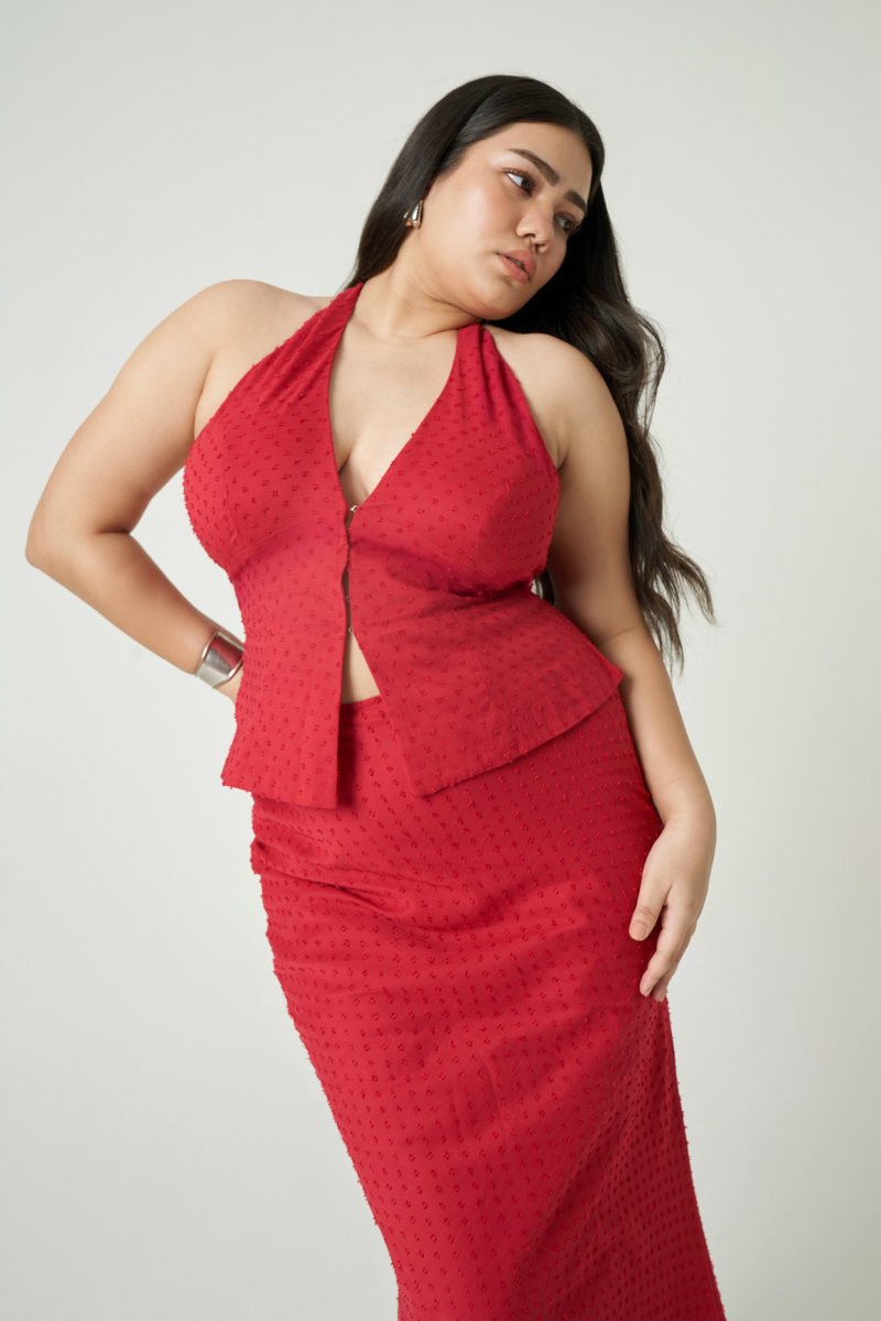 Summer Away RHEA cherry top, stylish sleeveless blouse with floral print and V-neck, perfect for casual summer wear.