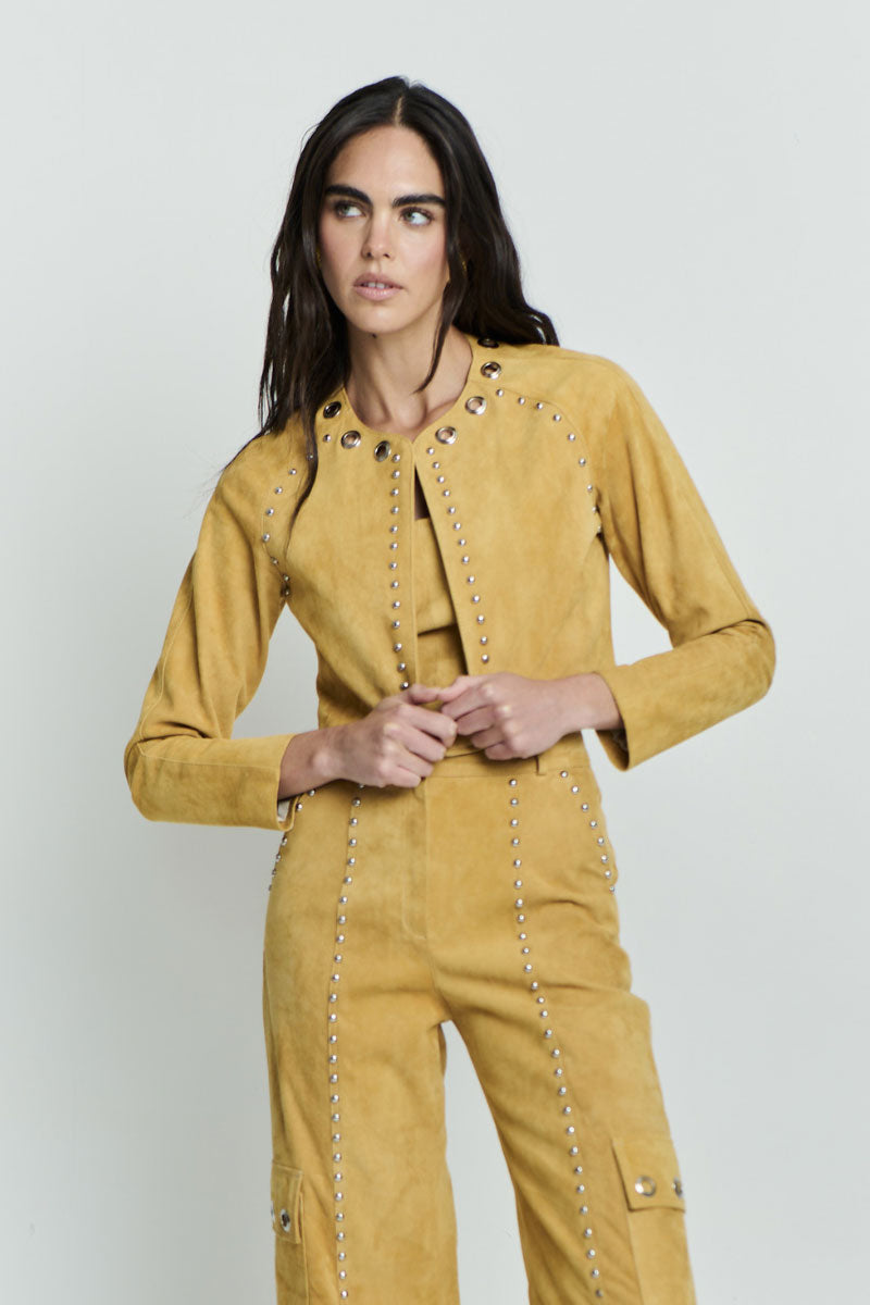 ZUT Darby jacket in mango color, stylish men's jacket with a modern fit, shown on a hanger.