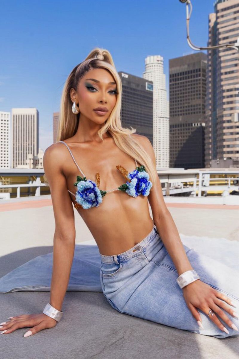 HANDMADE FLOWER EMBELLISHED BRA - CULT MIA