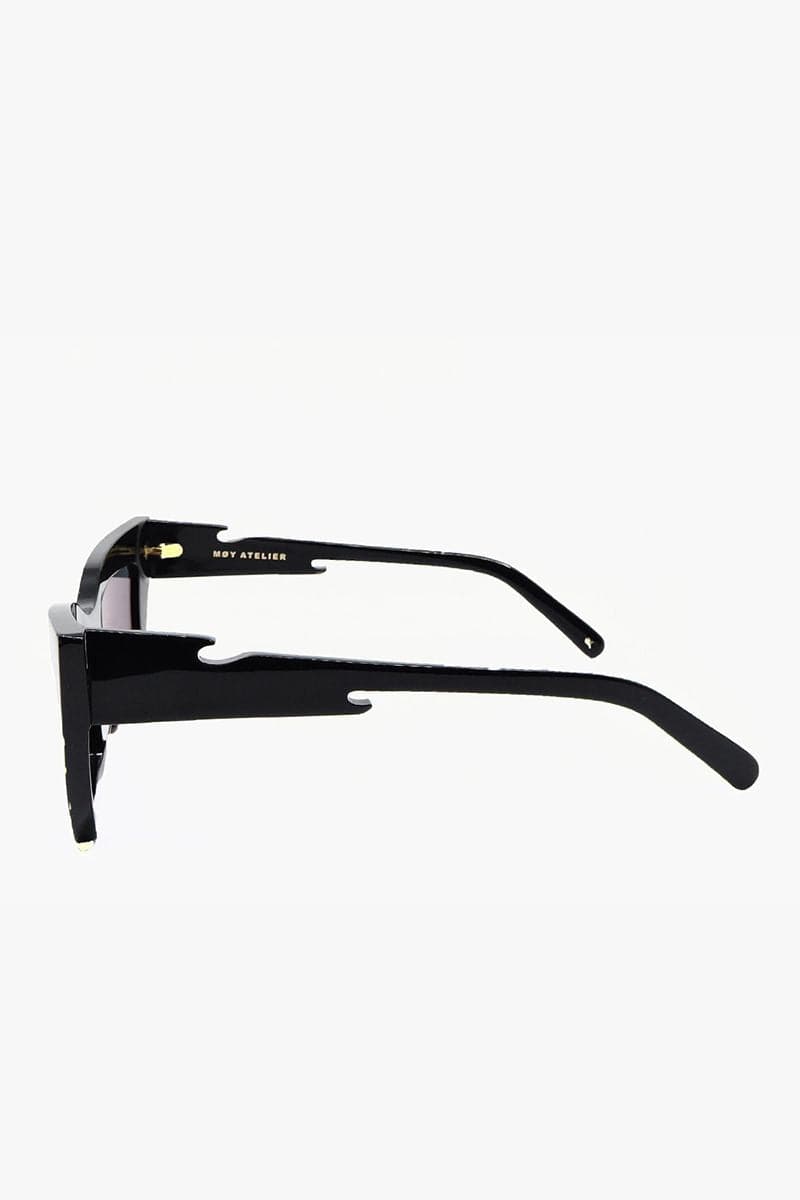 SHADOW DARK KNIGHT SUNGLASSES - CULT MIA