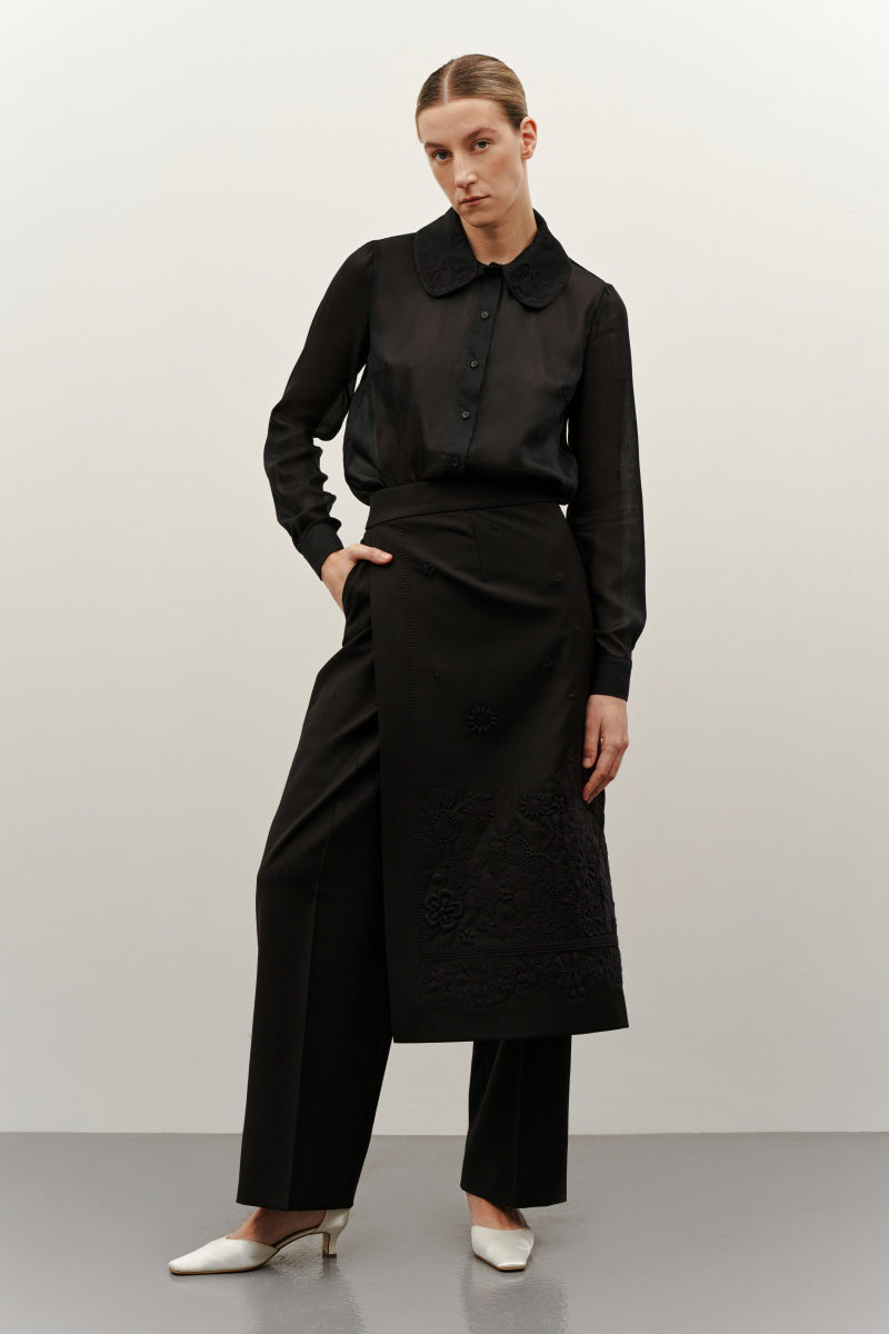 BLACK EMBROIDERED PLAKHTA MIDI SKIRT - CULT MIA