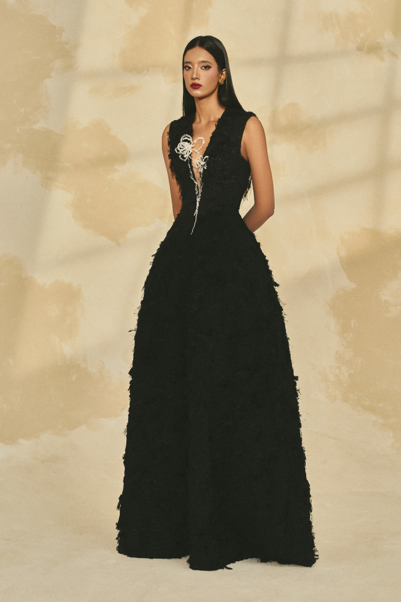 SLEEVELESS FRINGE JACQUARD V-NECK FLARED MAXI DRESS