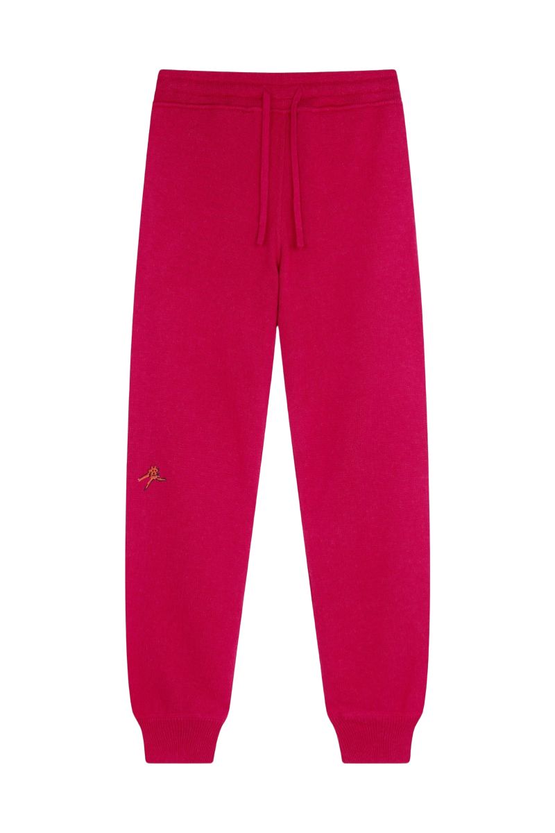 Knitted Gato Pants in burgundy by La Granni, featuring cozy knit fabric and relaxed fit for stylish comfort.