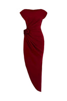 Do Long delicate midi dress featuring a flowy fabric and elegant design, perfect for stylish occasions.