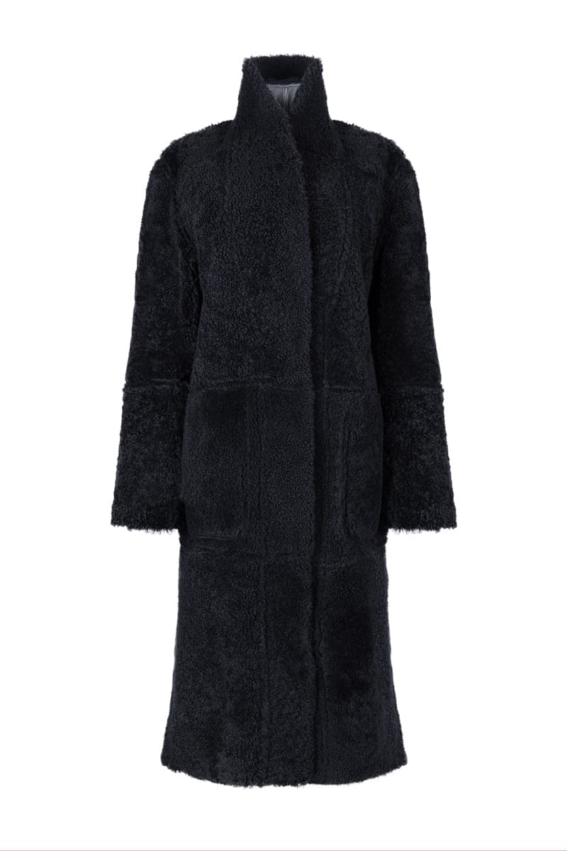 Verheyen Zina biker shearling black coat with wide lapels and belt, showcasing a stylish, warm outerwear design.